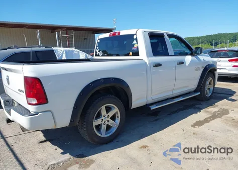 2013 Ram 1500 Express z USA, uszkodzony, nr VIN 1C6RR7FT1DS556827